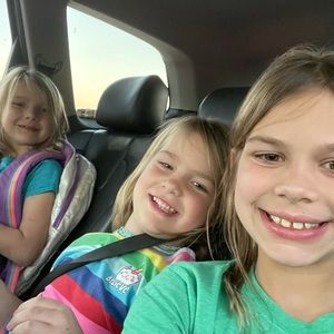 Meet your Posher, Robin